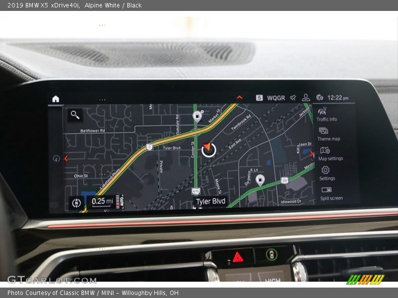 Alpine White / Black 2019 BMW X5 xDrive40i