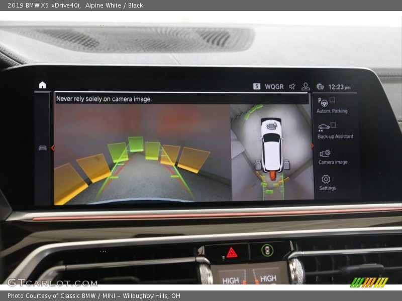 Alpine White / Black 2019 BMW X5 xDrive40i