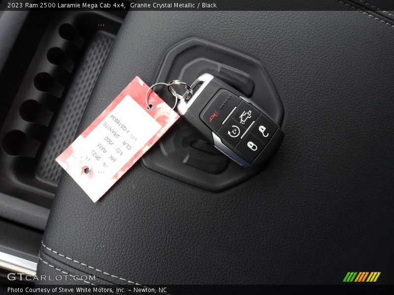 Keys of 2023 2500 Laramie Mega Cab 4x4
