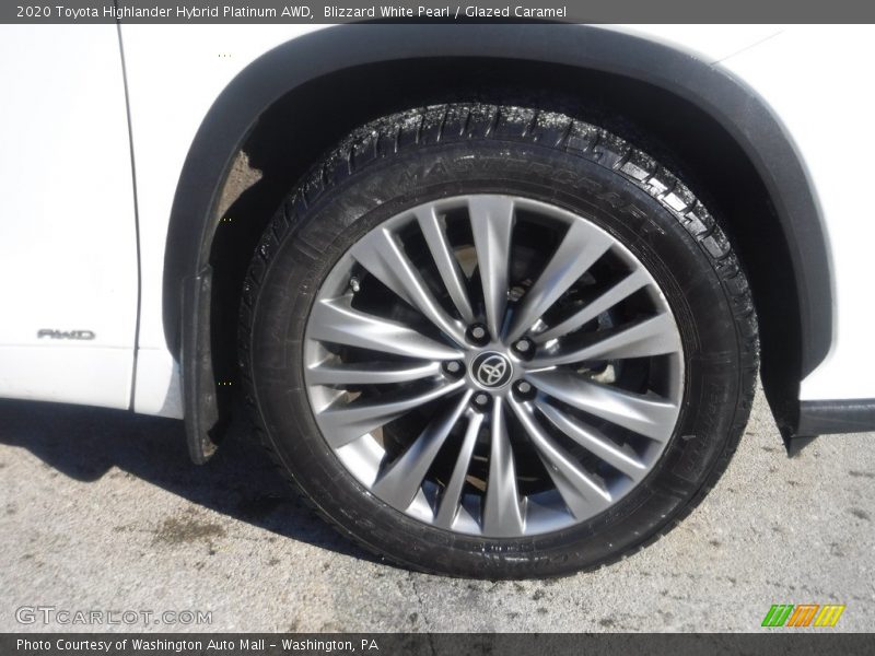 Blizzard White Pearl / Glazed Caramel 2020 Toyota Highlander Hybrid Platinum AWD