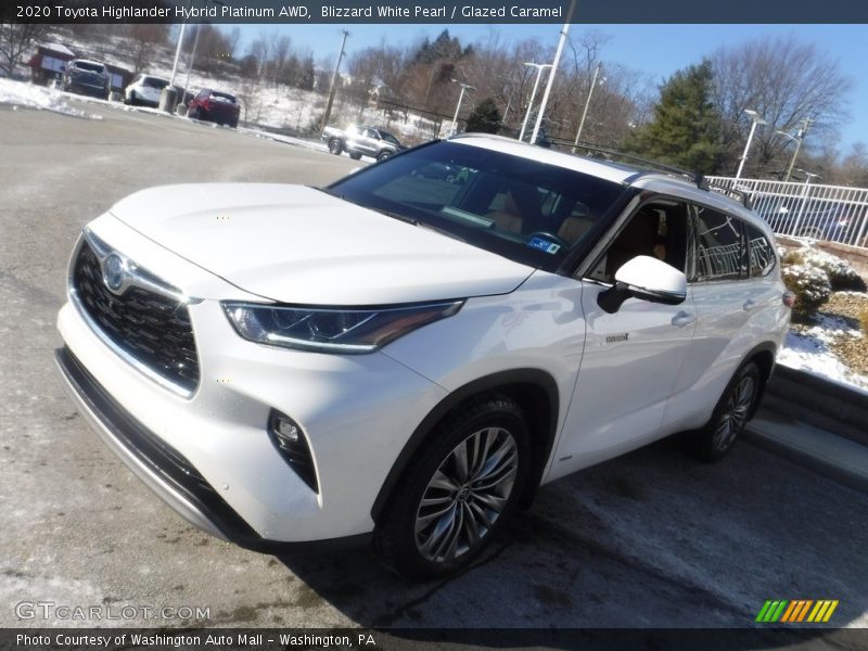 Blizzard White Pearl / Glazed Caramel 2020 Toyota Highlander Hybrid Platinum AWD