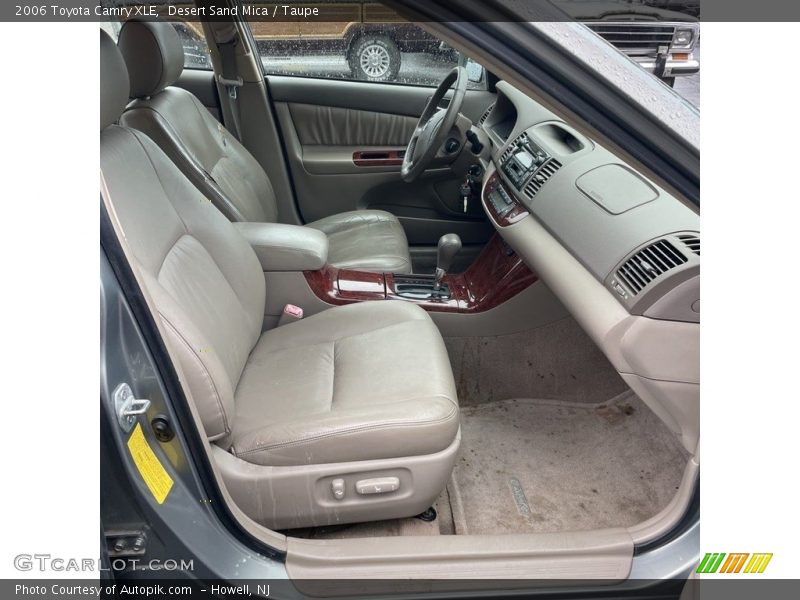 Desert Sand Mica / Taupe 2006 Toyota Camry XLE