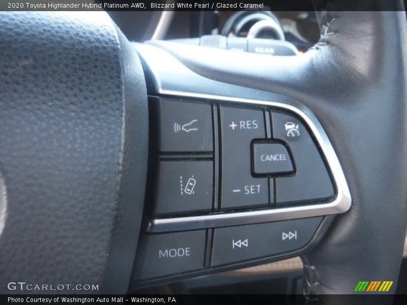  2020 Highlander Hybrid Platinum AWD Steering Wheel