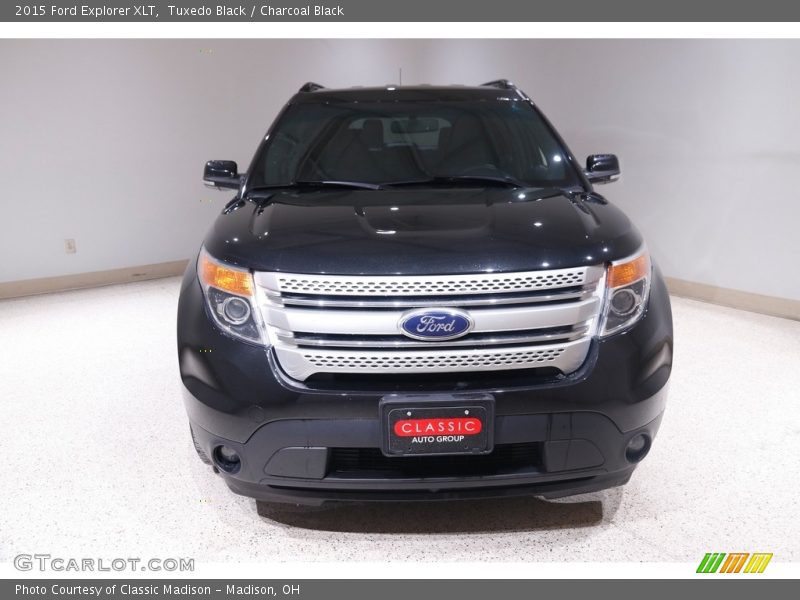 Tuxedo Black / Charcoal Black 2015 Ford Explorer XLT