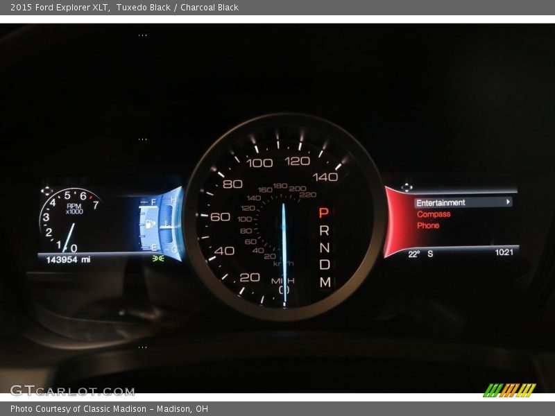 Tuxedo Black / Charcoal Black 2015 Ford Explorer XLT