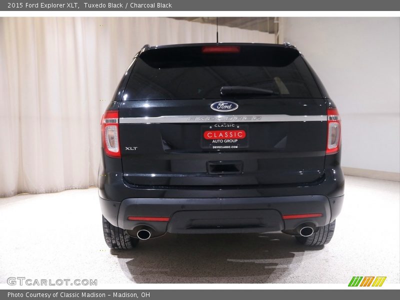 Tuxedo Black / Charcoal Black 2015 Ford Explorer XLT