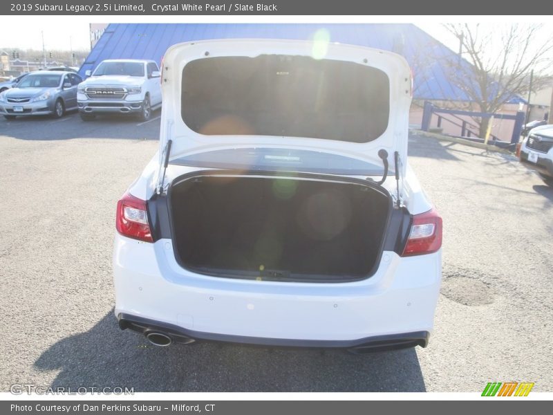 Crystal White Pearl / Slate Black 2019 Subaru Legacy 2.5i Limited