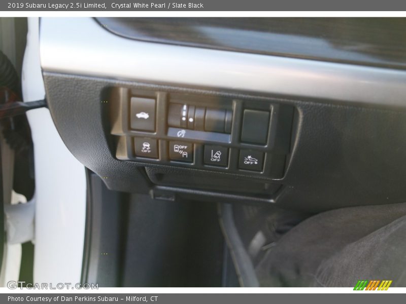 Crystal White Pearl / Slate Black 2019 Subaru Legacy 2.5i Limited