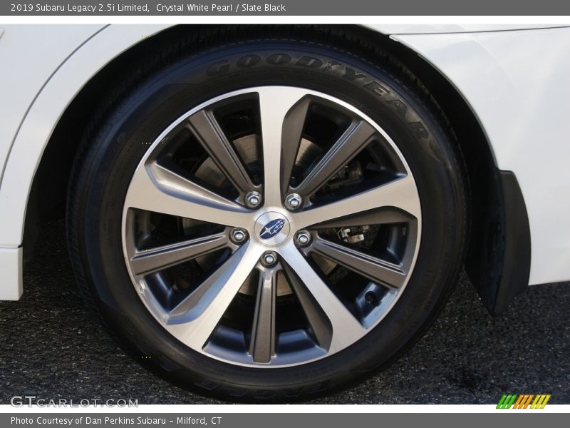 Crystal White Pearl / Slate Black 2019 Subaru Legacy 2.5i Limited