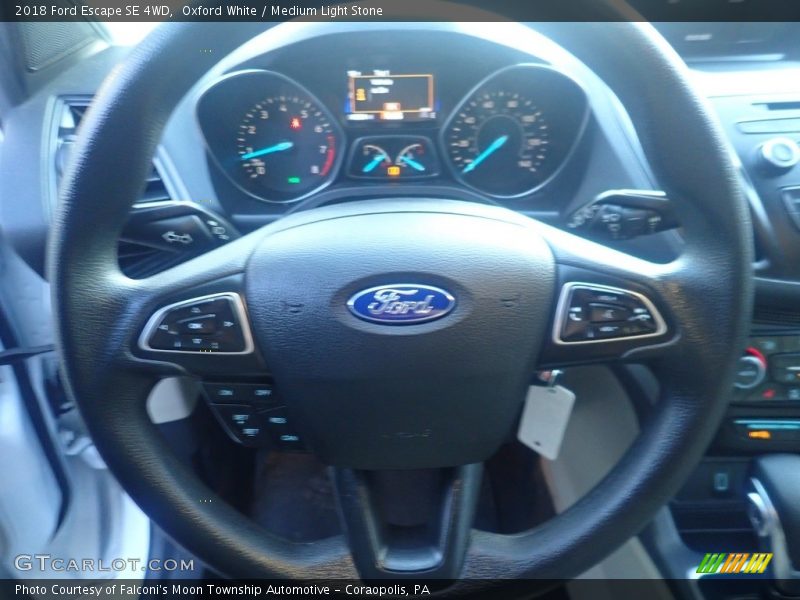 Oxford White / Medium Light Stone 2018 Ford Escape SE 4WD