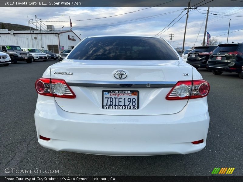 Super White / Ash 2013 Toyota Corolla LE