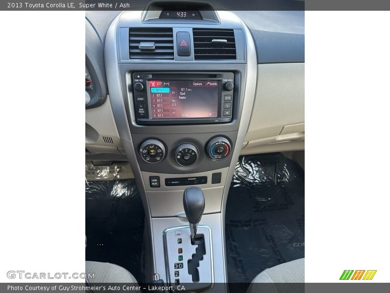 Super White / Ash 2013 Toyota Corolla LE