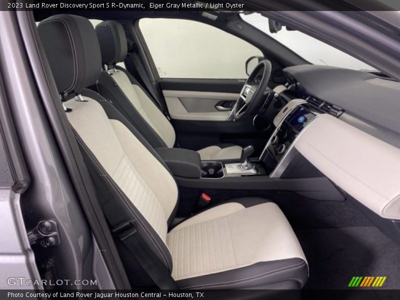 Eiger Gray Metallic / Light Oyster 2023 Land Rover Discovery Sport S R-Dynamic