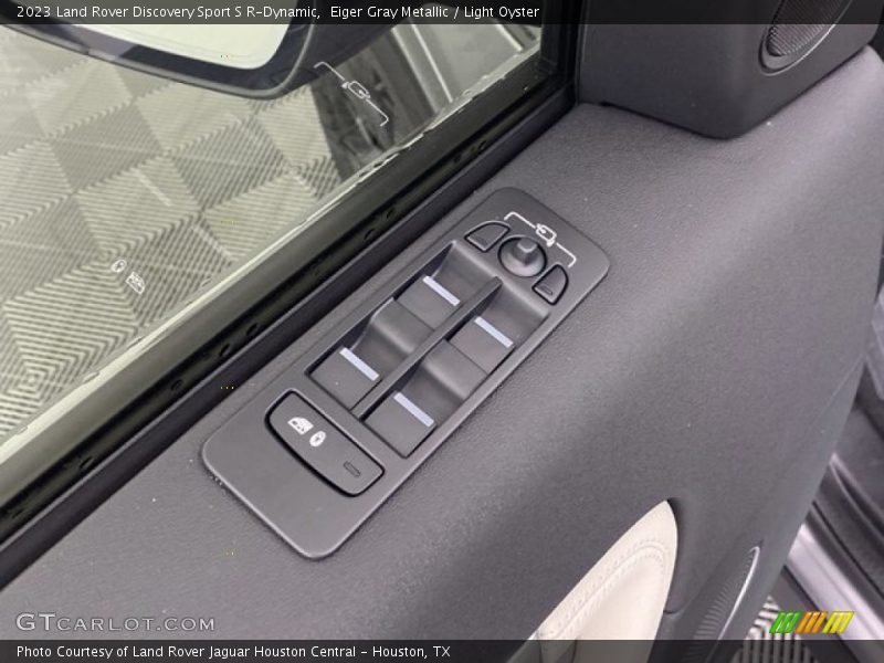 Eiger Gray Metallic / Light Oyster 2023 Land Rover Discovery Sport S R-Dynamic