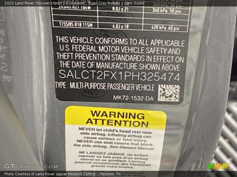 Eiger Gray Metallic / Light Oyster 2023 Land Rover Discovery Sport S R-Dynamic