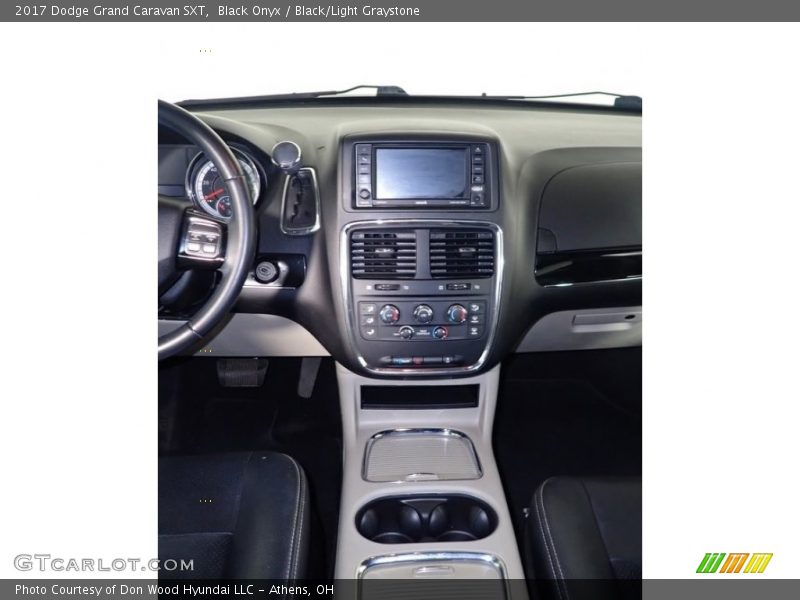 Black Onyx / Black/Light Graystone 2017 Dodge Grand Caravan SXT