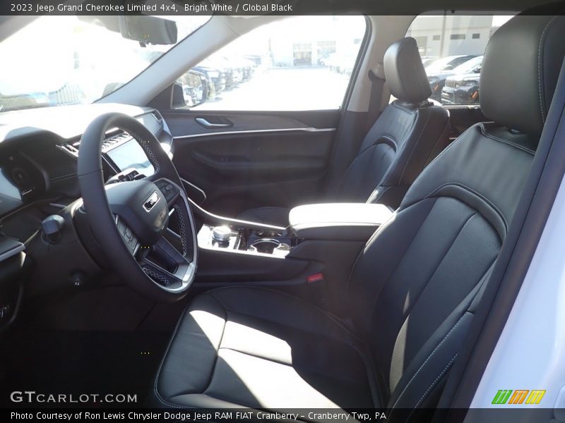 Bright White / Global Black 2023 Jeep Grand Cherokee Limited 4x4