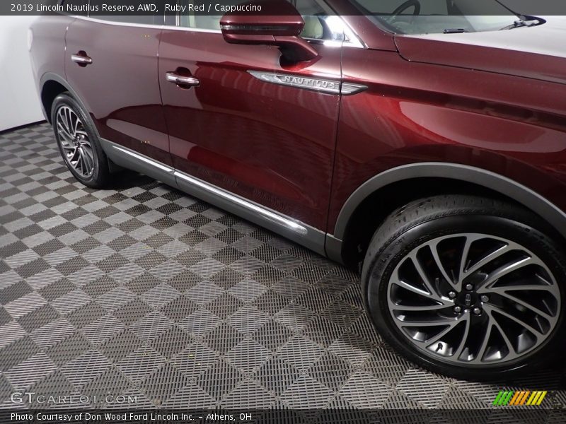Ruby Red / Cappuccino 2019 Lincoln Nautilus Reserve AWD