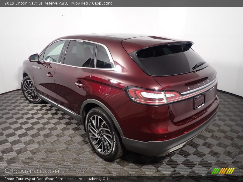 Ruby Red / Cappuccino 2019 Lincoln Nautilus Reserve AWD