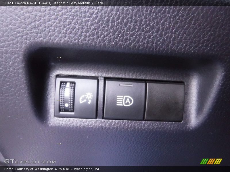Magnetic Gray Metallic / Black 2021 Toyota RAV4 LE AWD