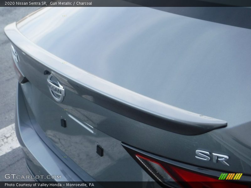 Gun Metallic / Charcoal 2020 Nissan Sentra SR
