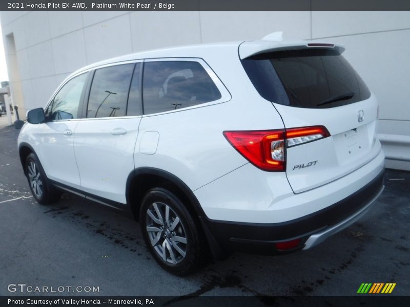 Platinum White Pearl / Beige 2021 Honda Pilot EX AWD