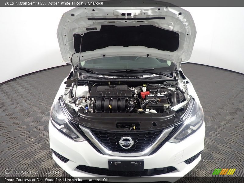Aspen White Tricoat / Charcoal 2019 Nissan Sentra SV
