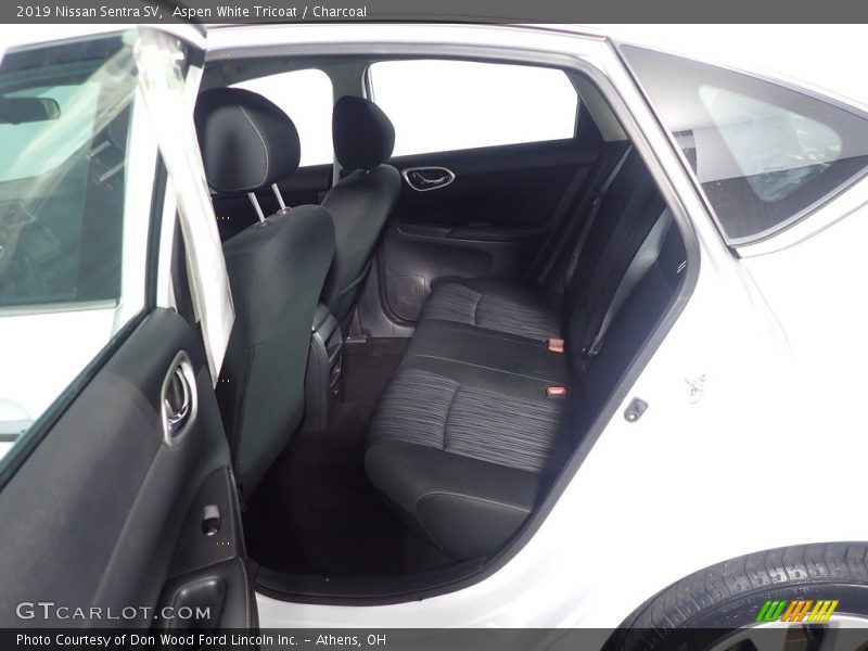 Aspen White Tricoat / Charcoal 2019 Nissan Sentra SV