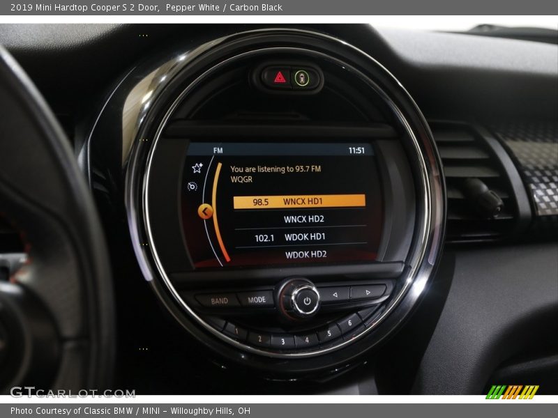 Pepper White / Carbon Black 2019 Mini Hardtop Cooper S 2 Door