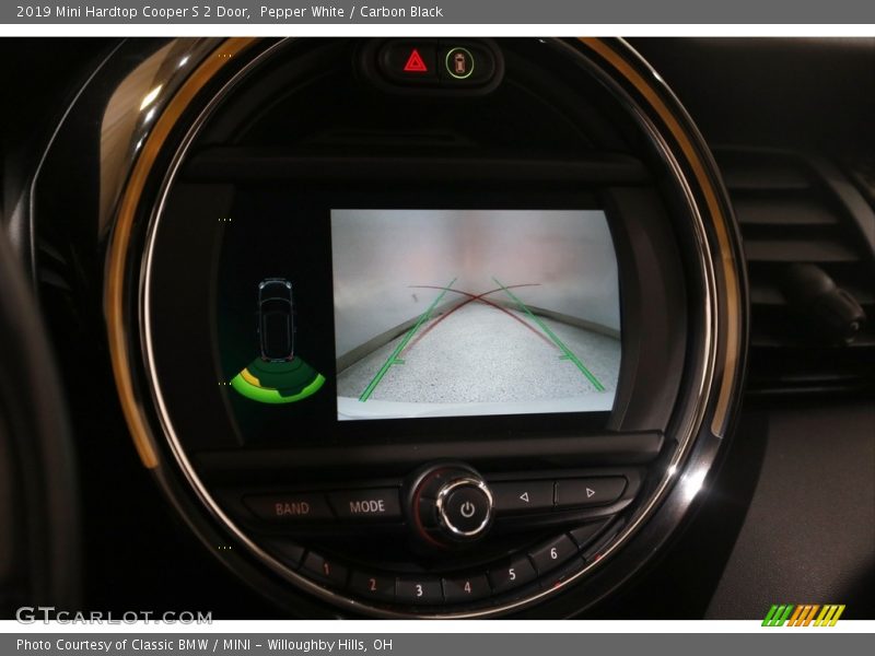 Pepper White / Carbon Black 2019 Mini Hardtop Cooper S 2 Door