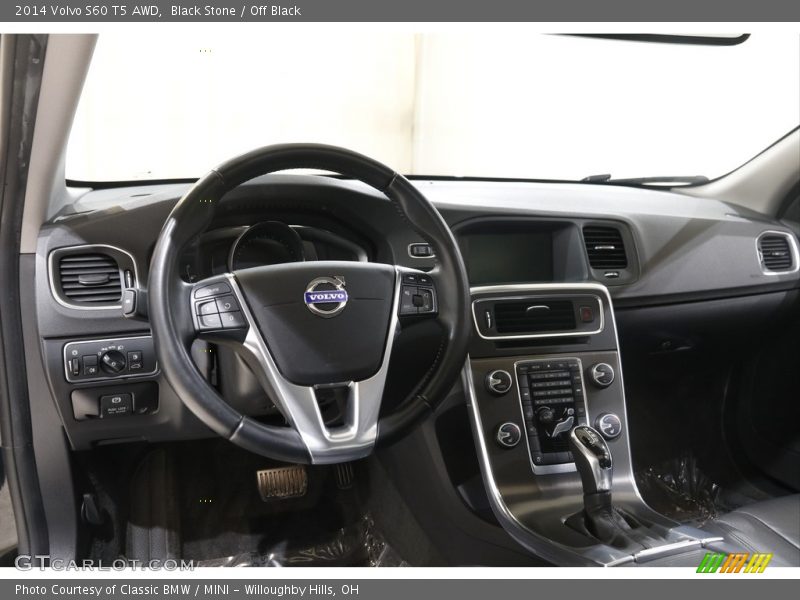 Dashboard of 2014 S60 T5 AWD