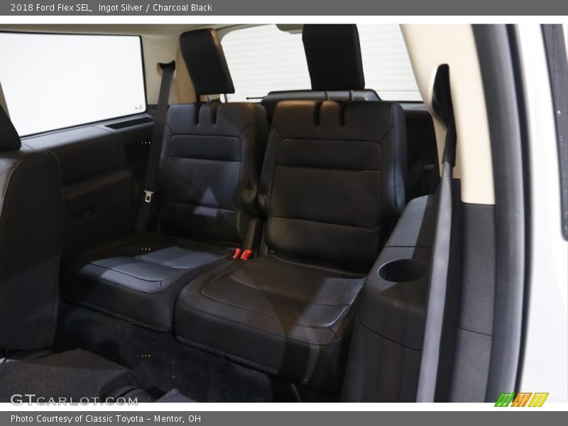 Ingot Silver / Charcoal Black 2018 Ford Flex SEL