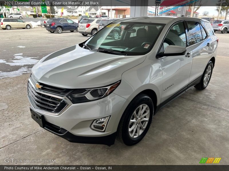 Silver Ice Metallic / Jet Black 2020 Chevrolet Equinox LT