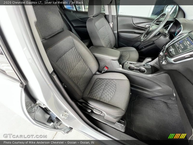 Silver Ice Metallic / Jet Black 2020 Chevrolet Equinox LT