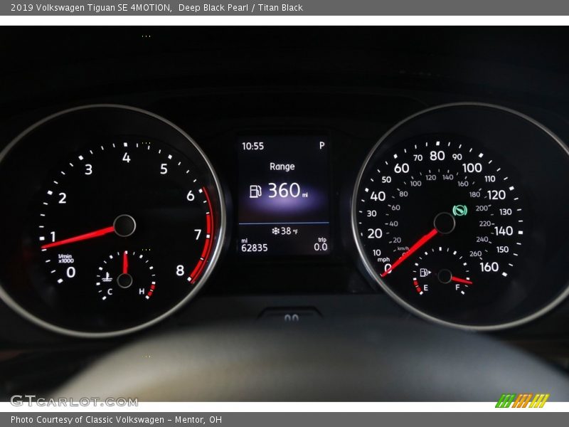Deep Black Pearl / Titan Black 2019 Volkswagen Tiguan SE 4MOTION
