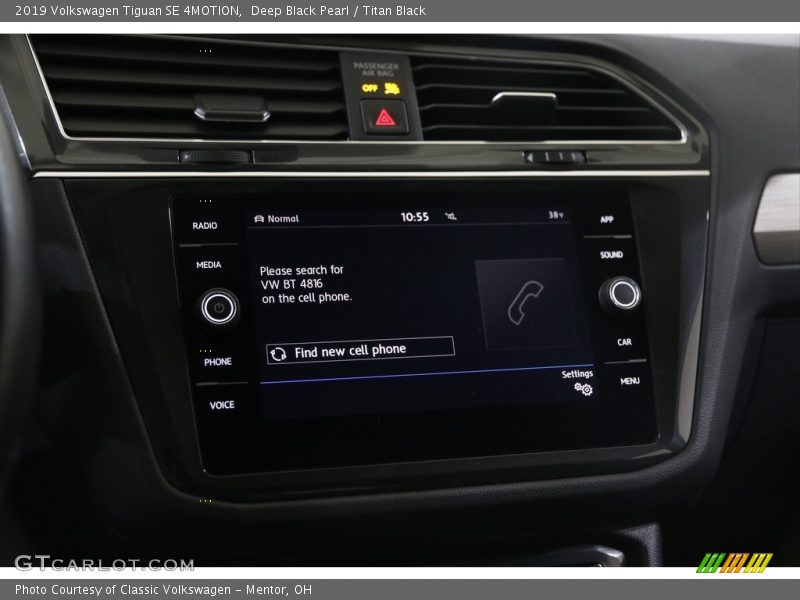 Deep Black Pearl / Titan Black 2019 Volkswagen Tiguan SE 4MOTION