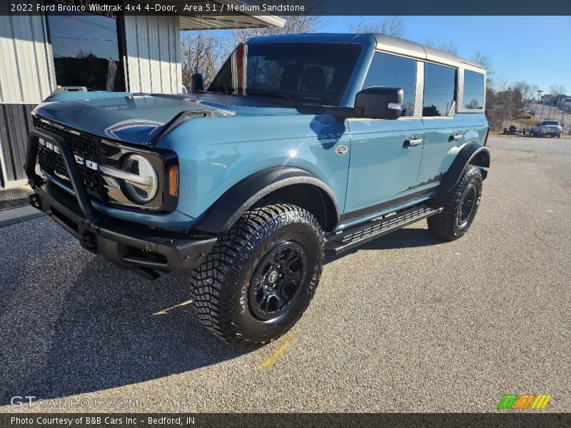 Area 51 / Medium Sandstone 2022 Ford Bronco Wildtrak 4x4 4-Door