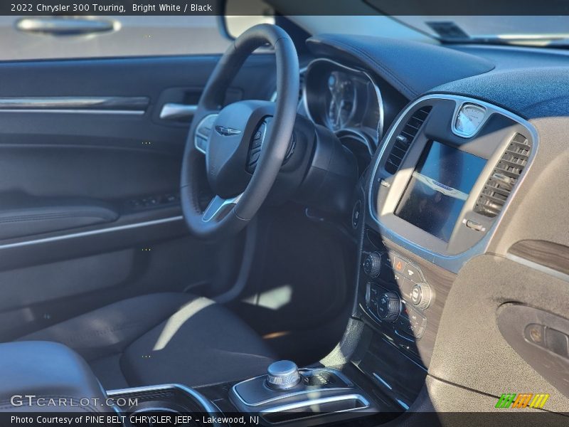 Bright White / Black 2022 Chrysler 300 Touring