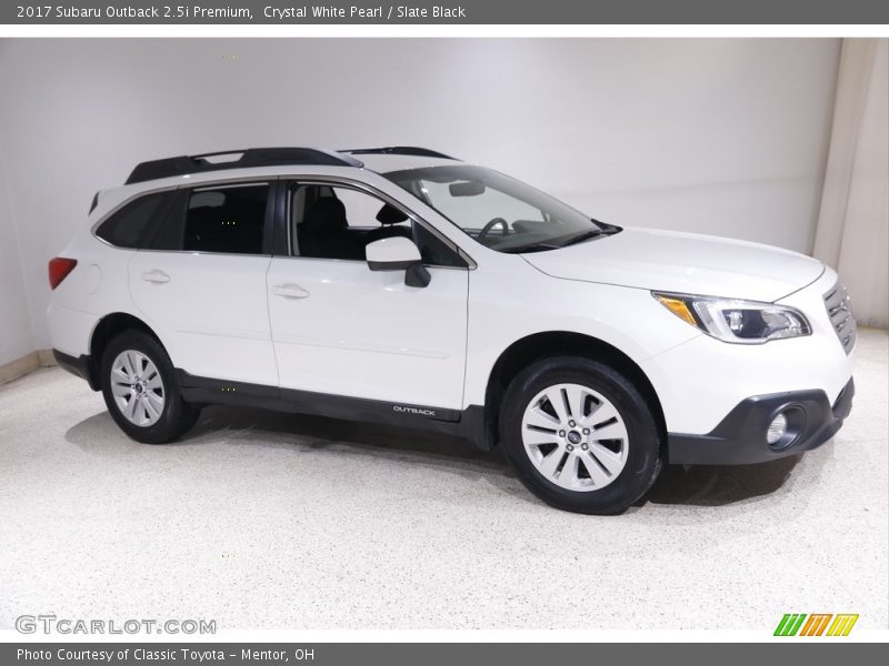 Crystal White Pearl / Slate Black 2017 Subaru Outback 2.5i Premium
