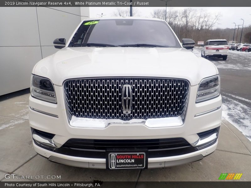 White Platinum Metallic Tri-Coat / Russet 2019 Lincoln Navigator Reserve 4x4
