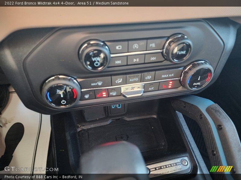 Controls of 2022 Bronco Wildtrak 4x4 4-Door