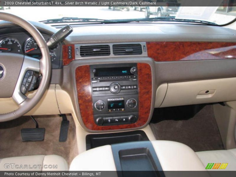 Silver Birch Metallic / Light Cashmere/Dark Cashmere 2009 Chevrolet Suburban LT 4x4