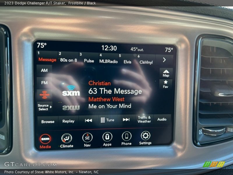 Controls of 2023 Challenger R/T Shaker