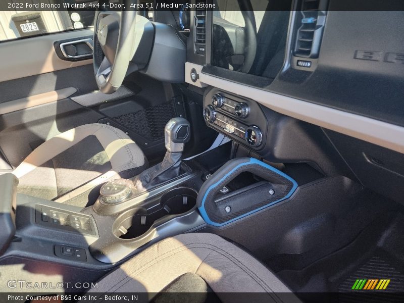 Area 51 / Medium Sandstone 2022 Ford Bronco Wildtrak 4x4 4-Door