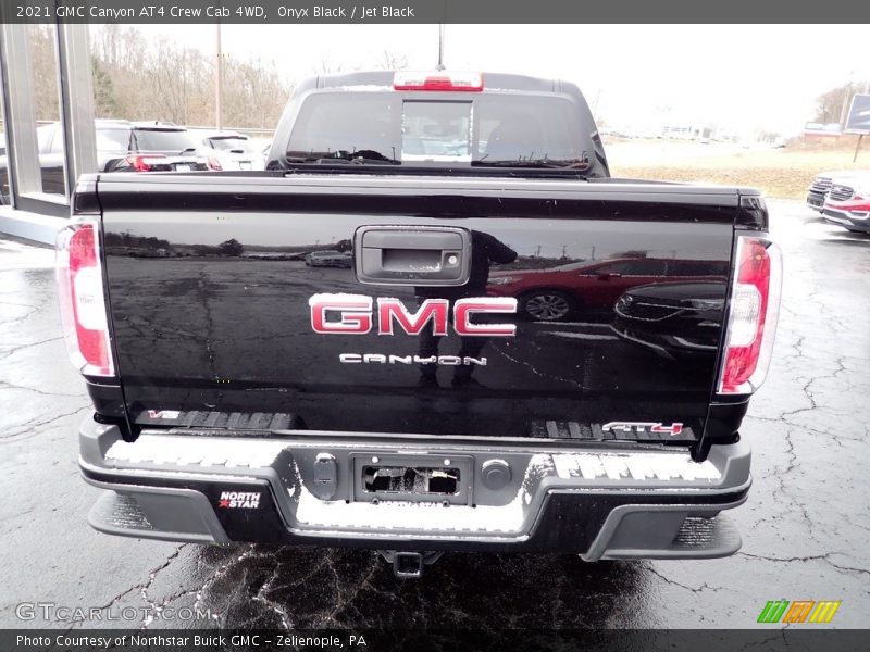 Onyx Black / Jet Black 2021 GMC Canyon AT4 Crew Cab 4WD