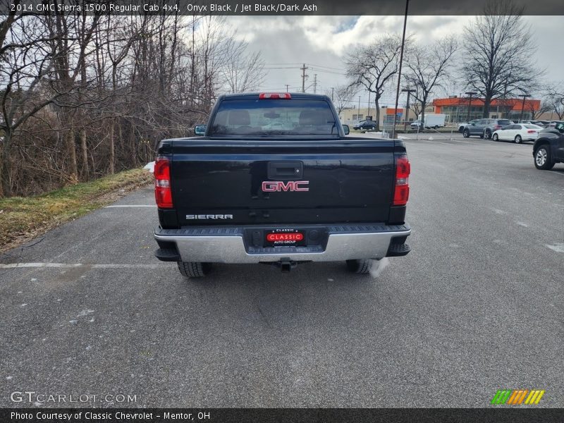 Onyx Black / Jet Black/Dark Ash 2014 GMC Sierra 1500 Regular Cab 4x4