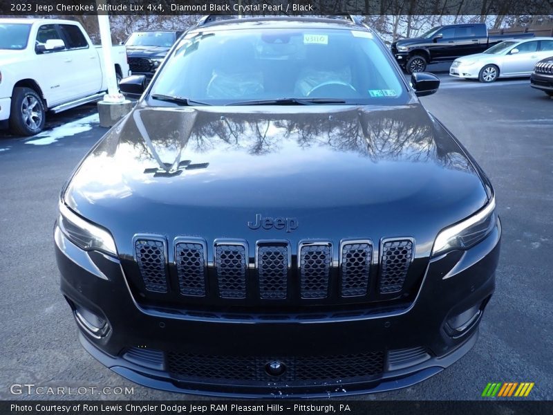 Diamond Black Crystal Pearl / Black 2023 Jeep Cherokee Altitude Lux 4x4