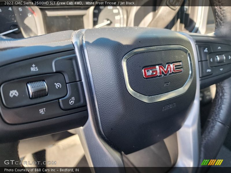 White Frost Tricoat / Jet Black 2022 GMC Sierra 2500HD SLT Crew Cab 4WD