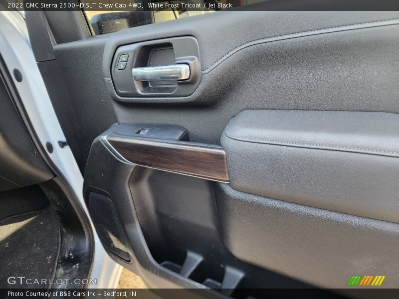 White Frost Tricoat / Jet Black 2022 GMC Sierra 2500HD SLT Crew Cab 4WD