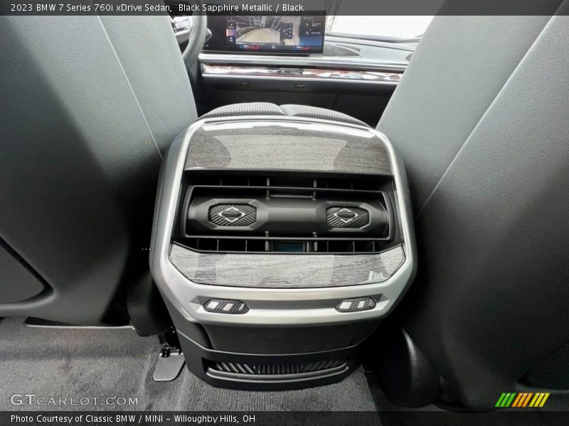 Black Sapphire Metallic / Black 2023 BMW 7 Series 760i xDrive Sedan